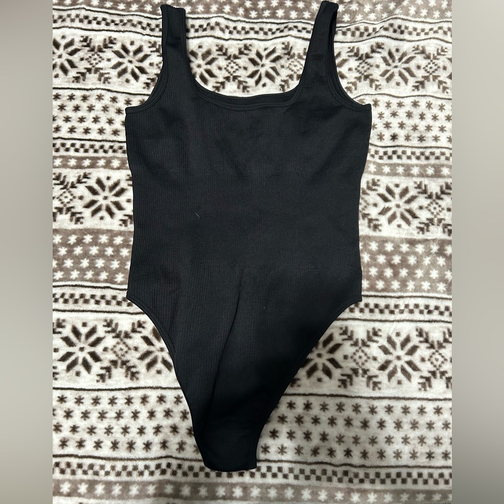 Black shapewear bodysuit size medium
